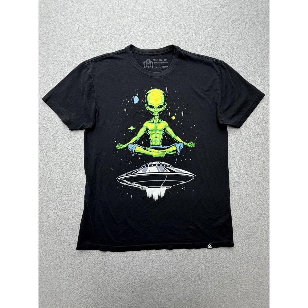 Into The AM Shirt Mens Large Black Meditating Alien UFO Space Graphic‎ Tee Shirt